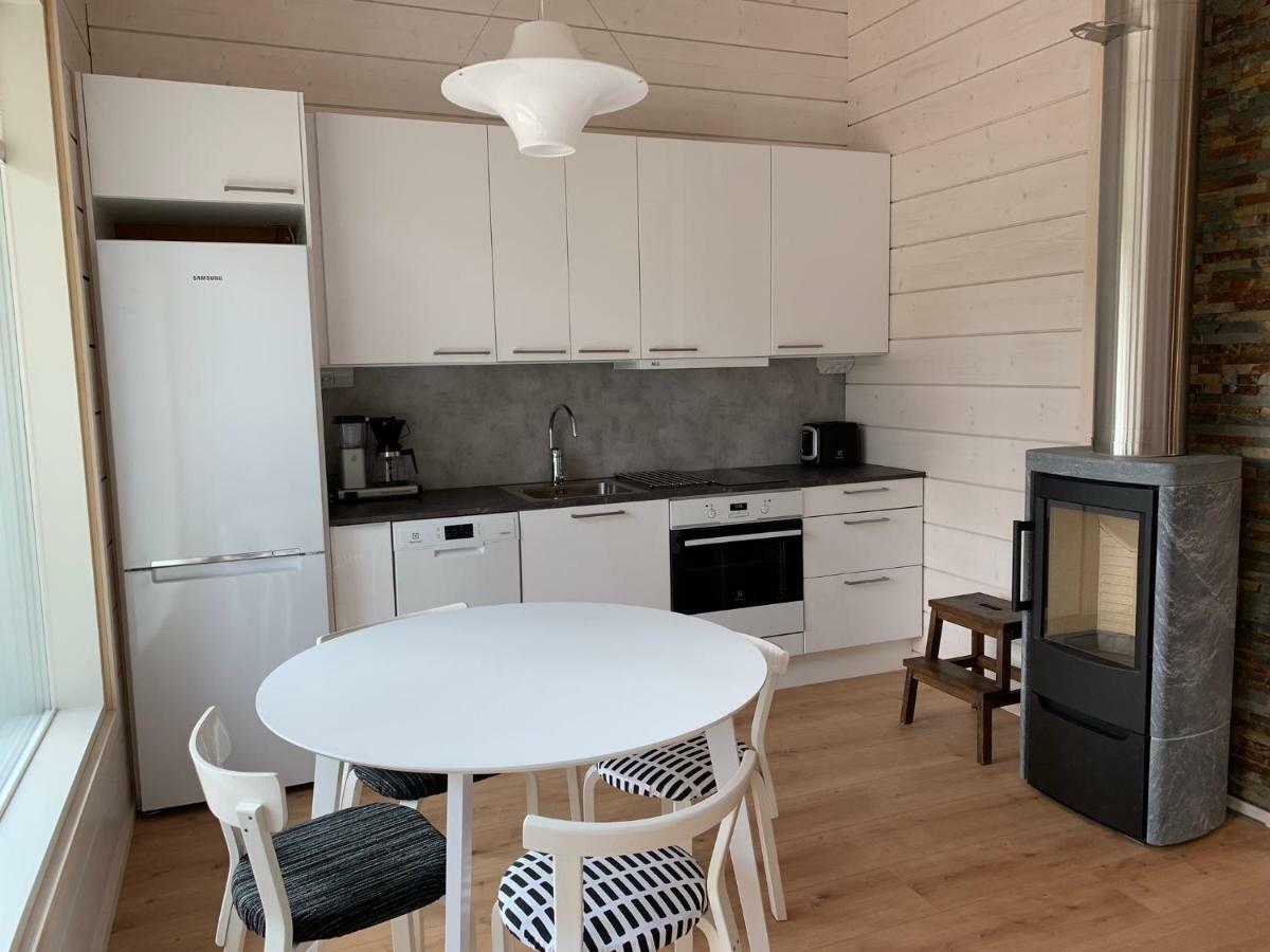 Äkäslompolo Villa Lumihelmi A & B מראה חיצוני תמונה